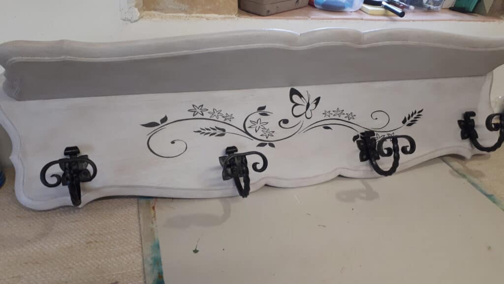 Porte manteau après recyclage