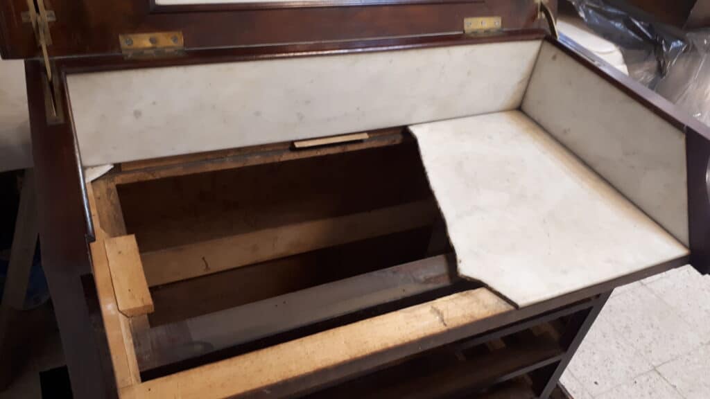 Restauration - Avant